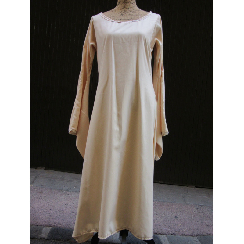 robe en coton avec galon et poignets larges
