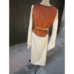 robe en coton avec galon et poignets larges