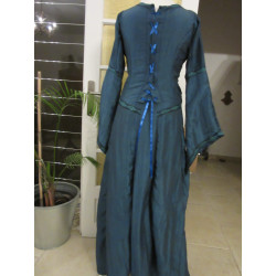 Robe Princesse 2 en taffetas avec galons