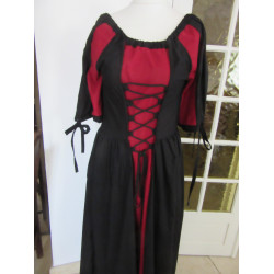 Robe rouge et noir en coton léger