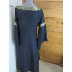 Robe d'apparat en lin bleu marine