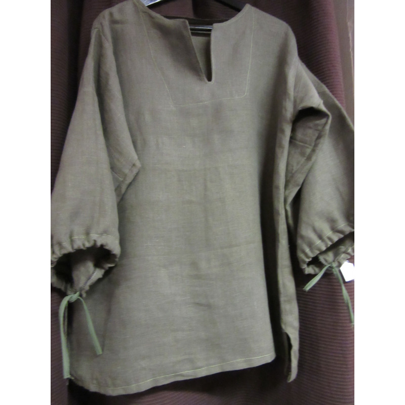 Chemise homme en lin à manches 3/4 froncées Chemise homme en lin à manches 3/4 froncées